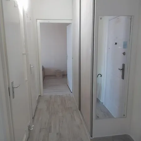 Krenusz Vendeghaz 4 דירה Kaposvár